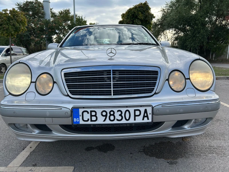 Mercedes-Benz E 200 Компресор, снимка 3 - Автомобили и джипове - 47349199