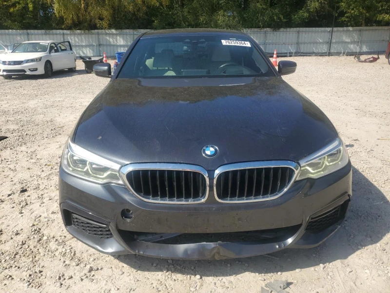 BMW 540 M-Sport* Harman/Kardon* Хедъп* Подгрев* Камери* , снимка 5 - Автомобили и джипове - 48177156