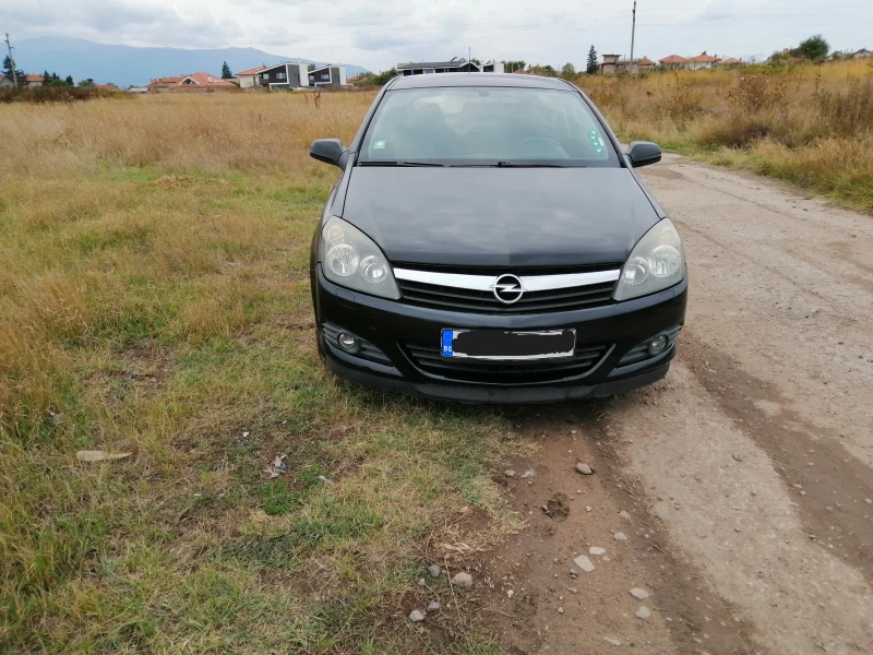 Opel Astra, снимка 1 - Автомобили и джипове - 49348898