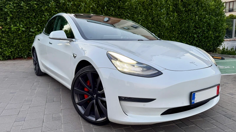 Tesla Model 3 Performance 