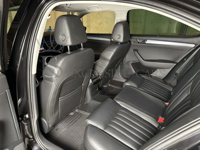 Skoda Superb 2.0 TDI DSG* 190PS* 4x4* KEYLESS-GO* , снимка 16 - Автомобили и джипове - 51570020