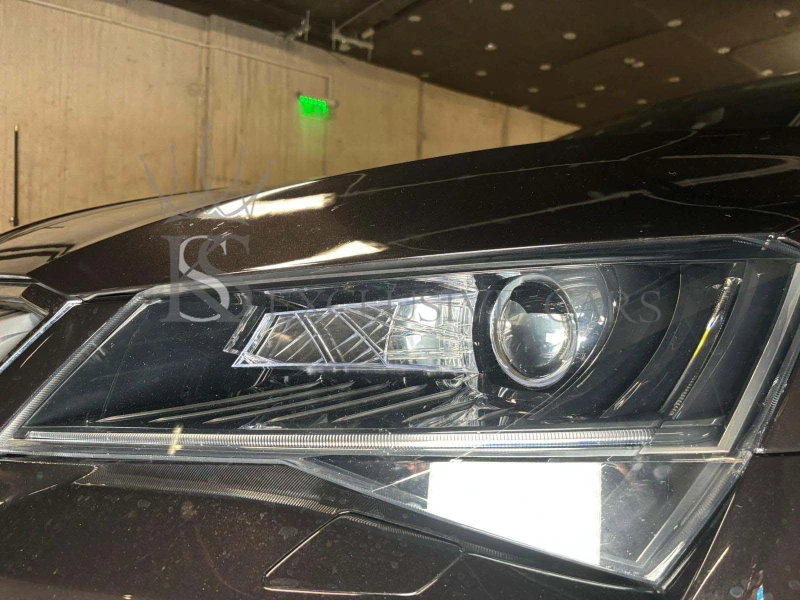 Skoda Superb 2.0 TDI DSG* 190PS* 4x4* KEYLESS-GO* , снимка 6 - Автомобили и джипове - 51570020