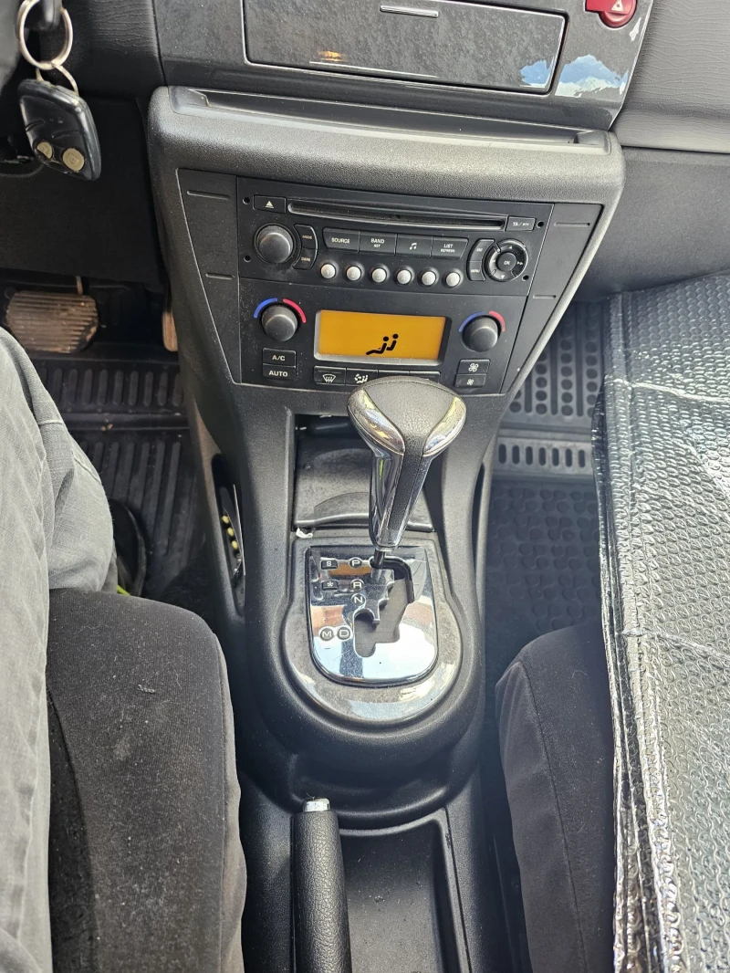 Citroen C4 Exclusive 2.0 HDI, снимка 7 - Автомобили и джипове - 52310703