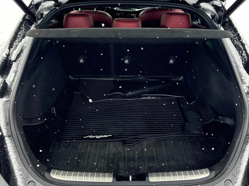 Kia Stinger * GT Limited * CARFAX * БЕЗ ПЪРВОНАЧАЛНА ВНОСКА, снимка 15 - Автомобили и джипове - 53182817