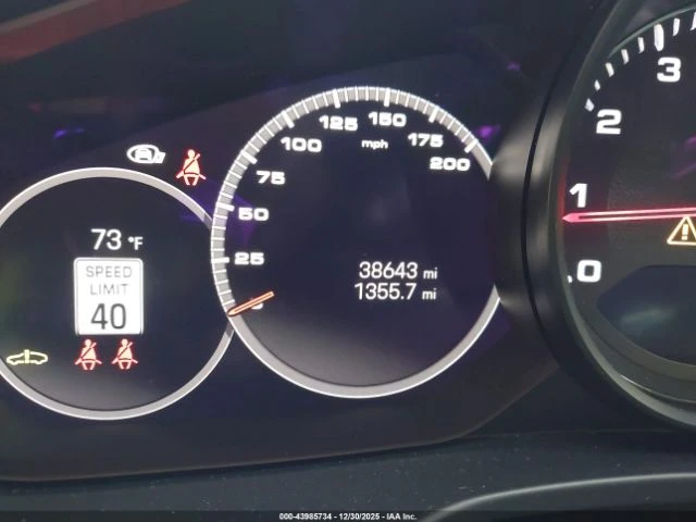 Porsche Panamera GTS* КРАЙНА ЦЕНА , снимка 16 - Автомобили и джипове - 53878151