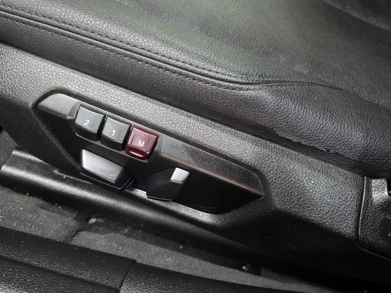BMW 320 d, снимка 16 - Автомобили и джипове - 54590233