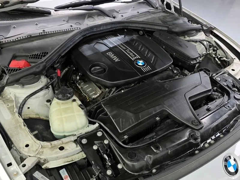 BMW 320 d, снимка 6 - Автомобили и джипове - 54590233