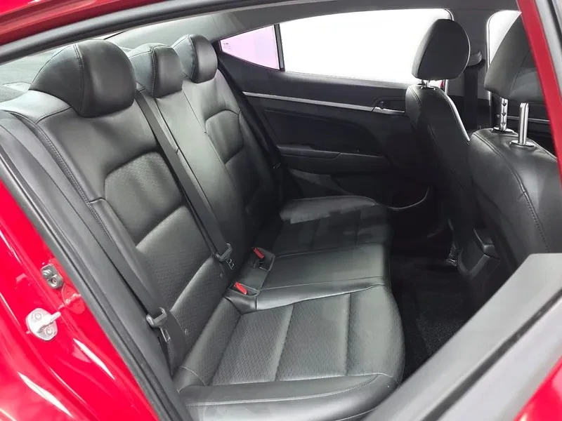 Hyundai Elantra 1.6 Smart Choice, снимка 11 - Автомобили и джипове - 56719553