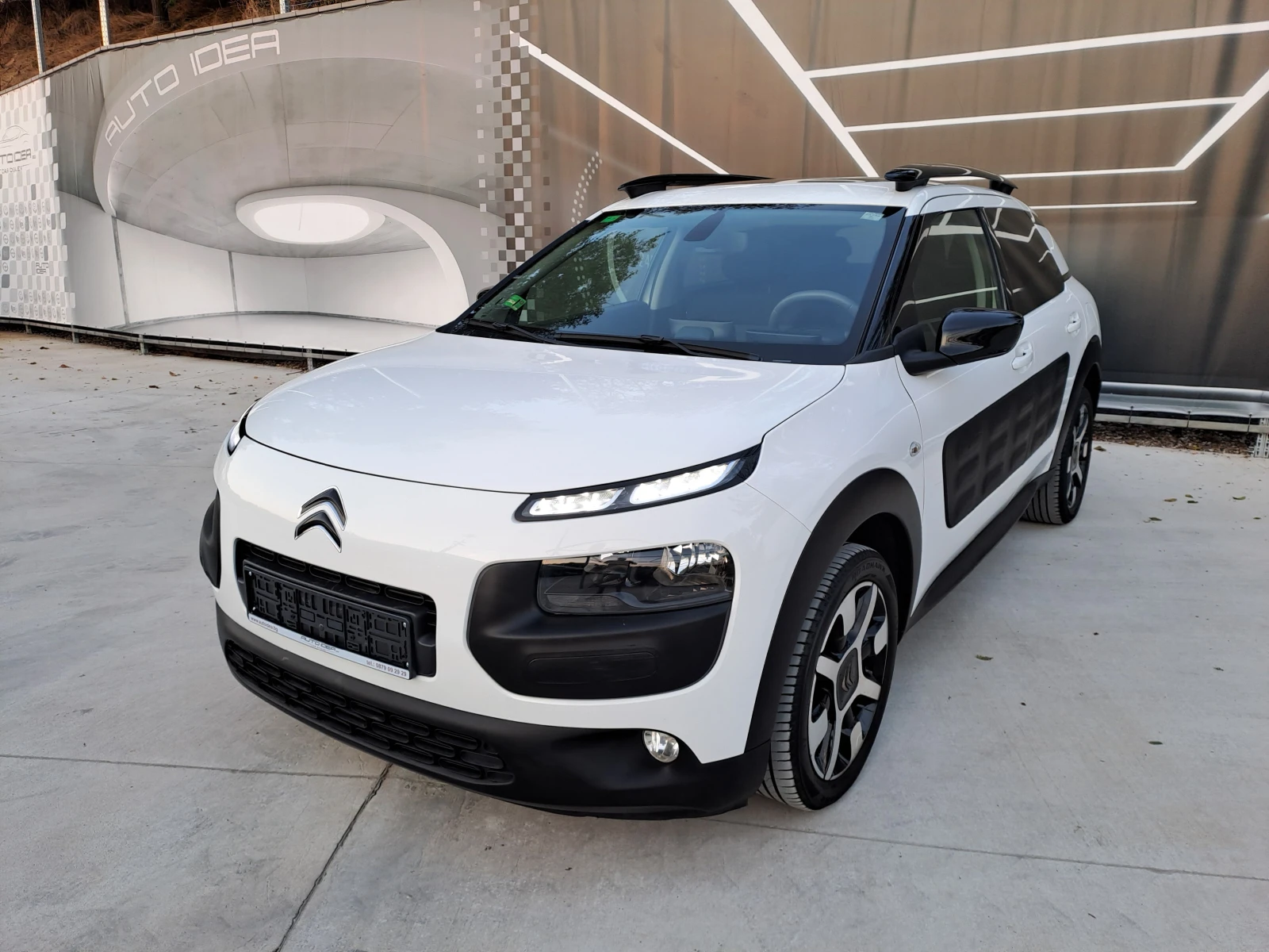 Citroen C4 Cactus 1.2 e-THP Shine Edition* 155140км* , снимка 1