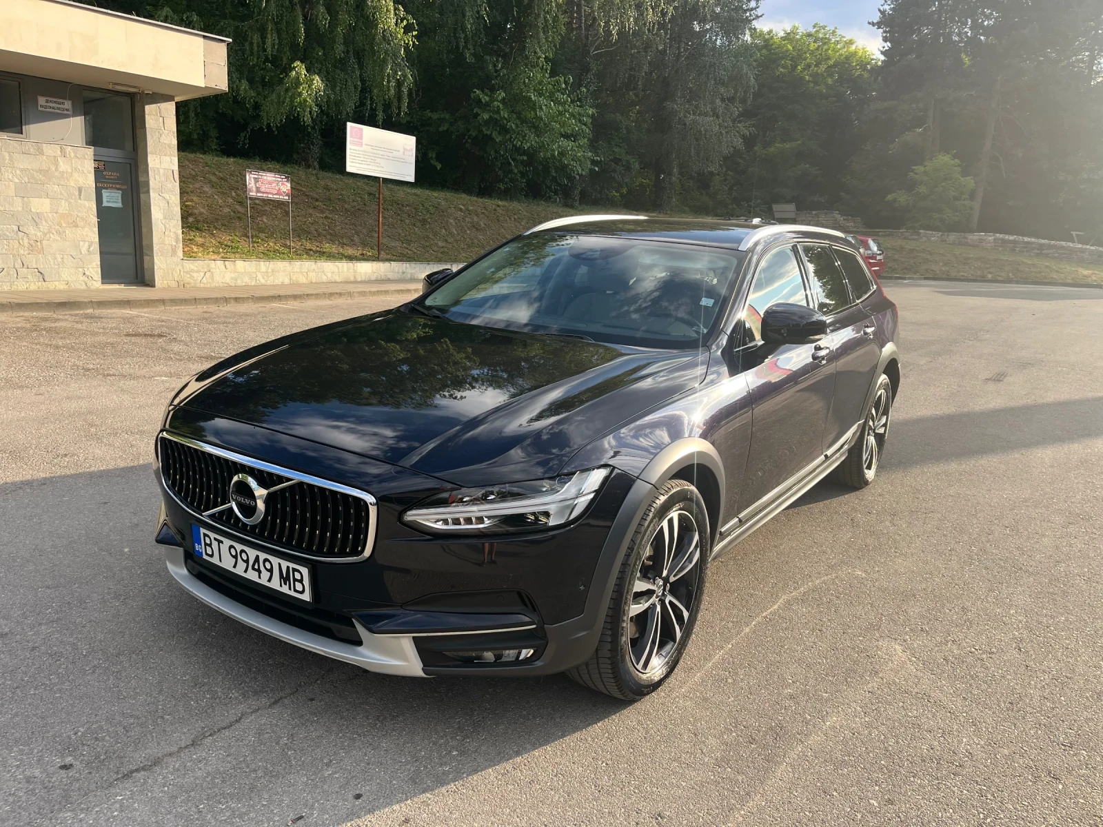 Volvo V90 Cross Country * РЕГИСТРИРАН* ОБСЛУЖЕН* , снимка 1