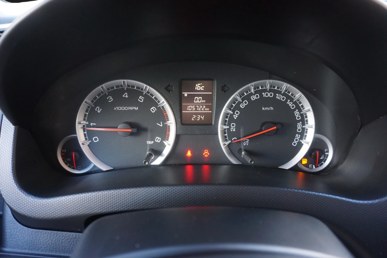 Suzuki Swift 1.2i VVT B-COOL - изображение 8