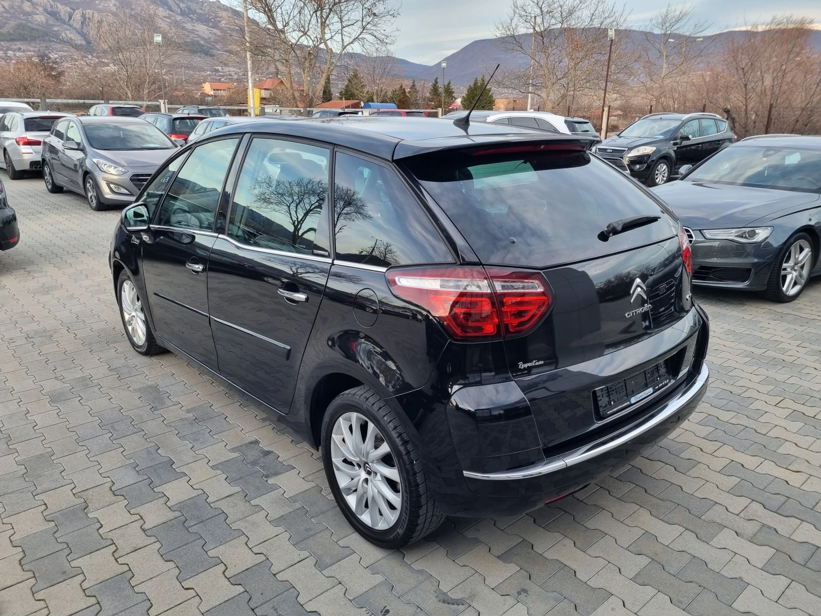 Citroen C4 Picasso 2.0HDi-150ps АВТОМАТИК* FACELIFT - изображение 4