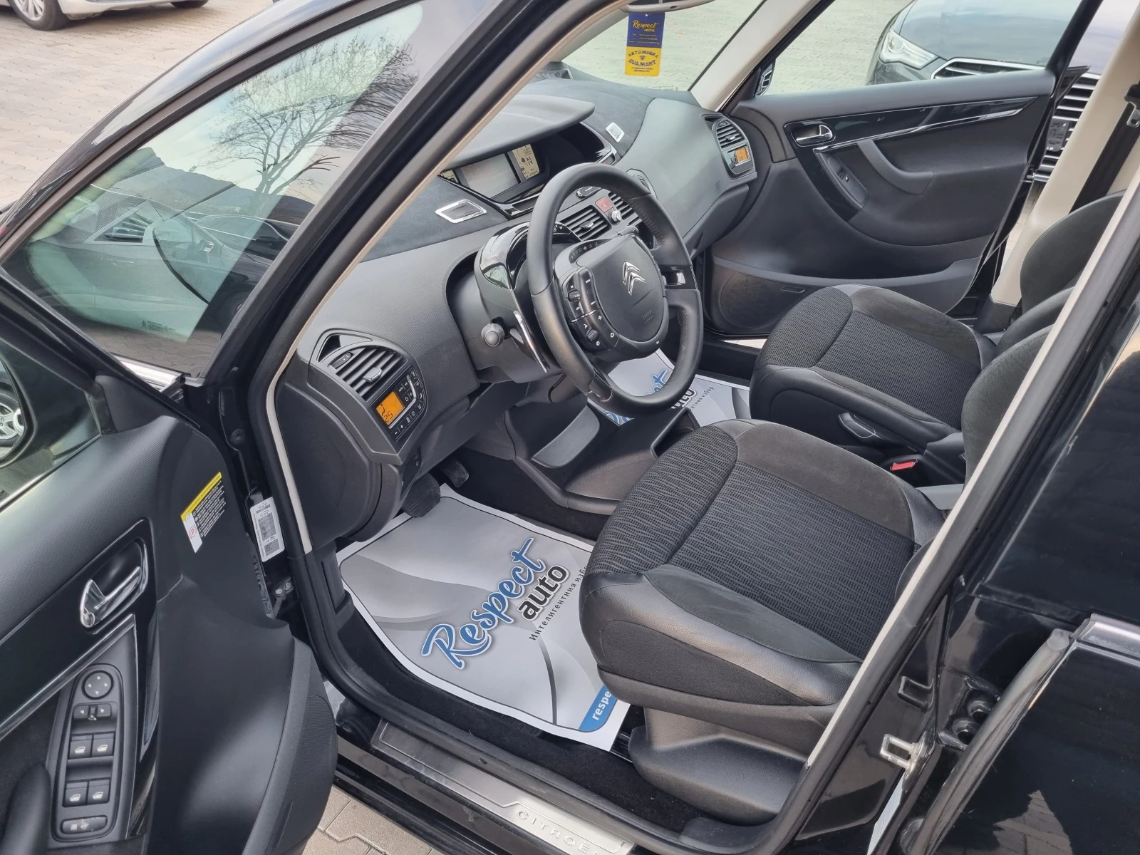 Citroen C4 Picasso 2.0HDi-150ps АВТОМАТИК * FACELIFT* 2012г. EXCLUSIV - изображение 7