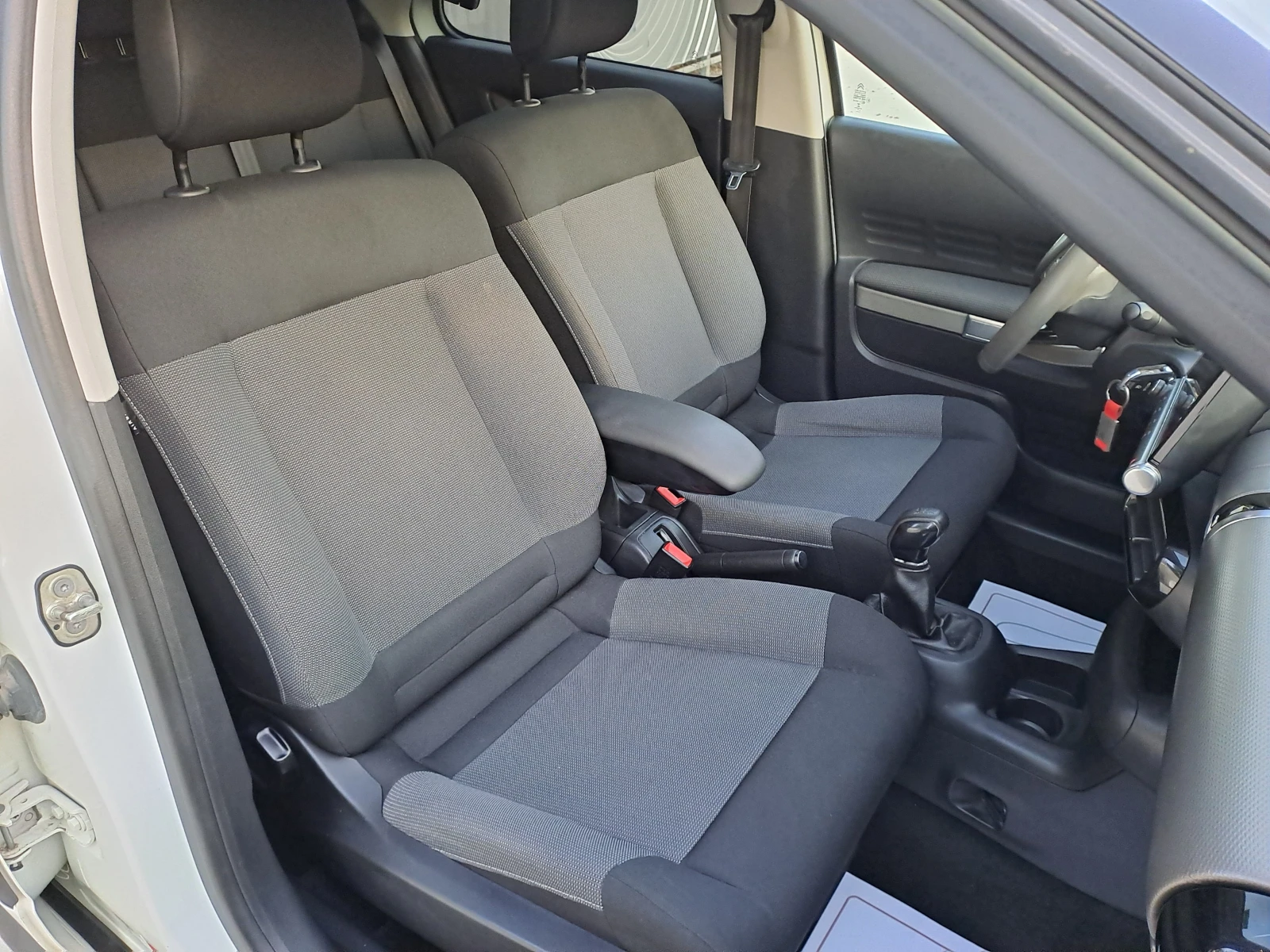 Citroen C4 Cactus 1.2 e-THP Shine Edition* 155140км*  | Mobile.bg — изображение 11