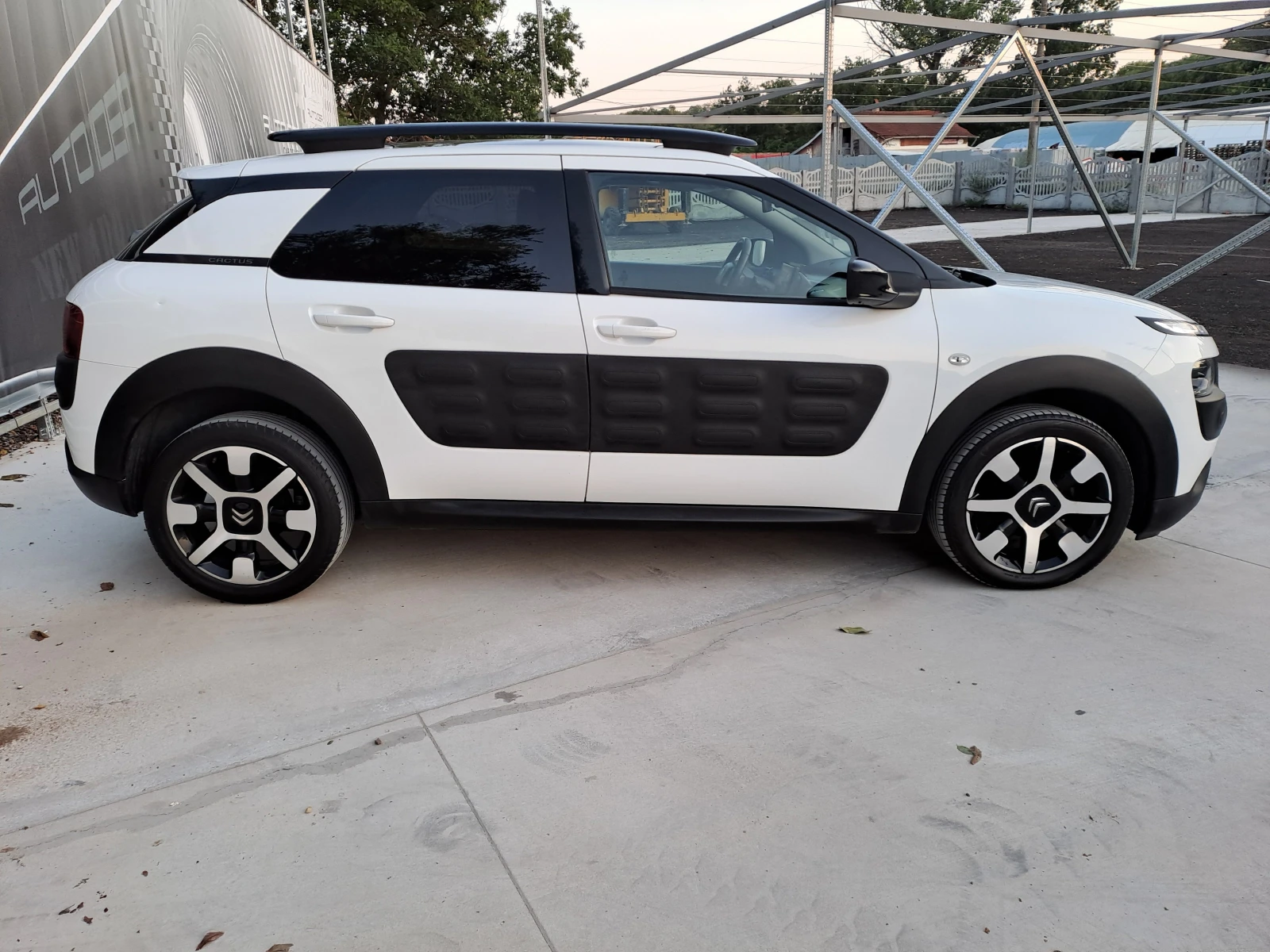 Citroen C4 Cactus 1.2 e-THP Shine Edition* 155140км*  - изображение 4