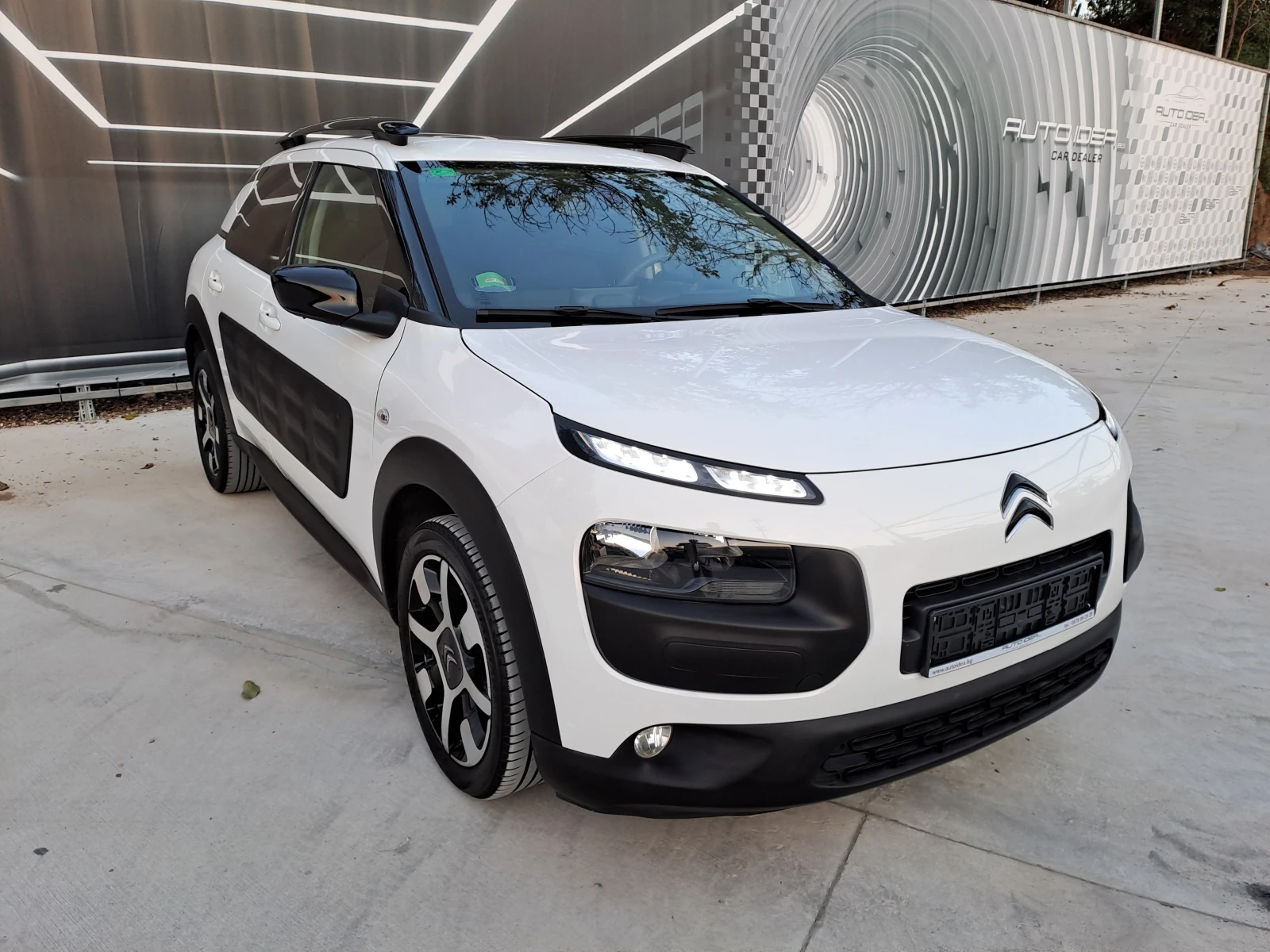 Citroen C4 Cactus 1.2 e-THP Shine Edition* 155140км*  - изображение 3