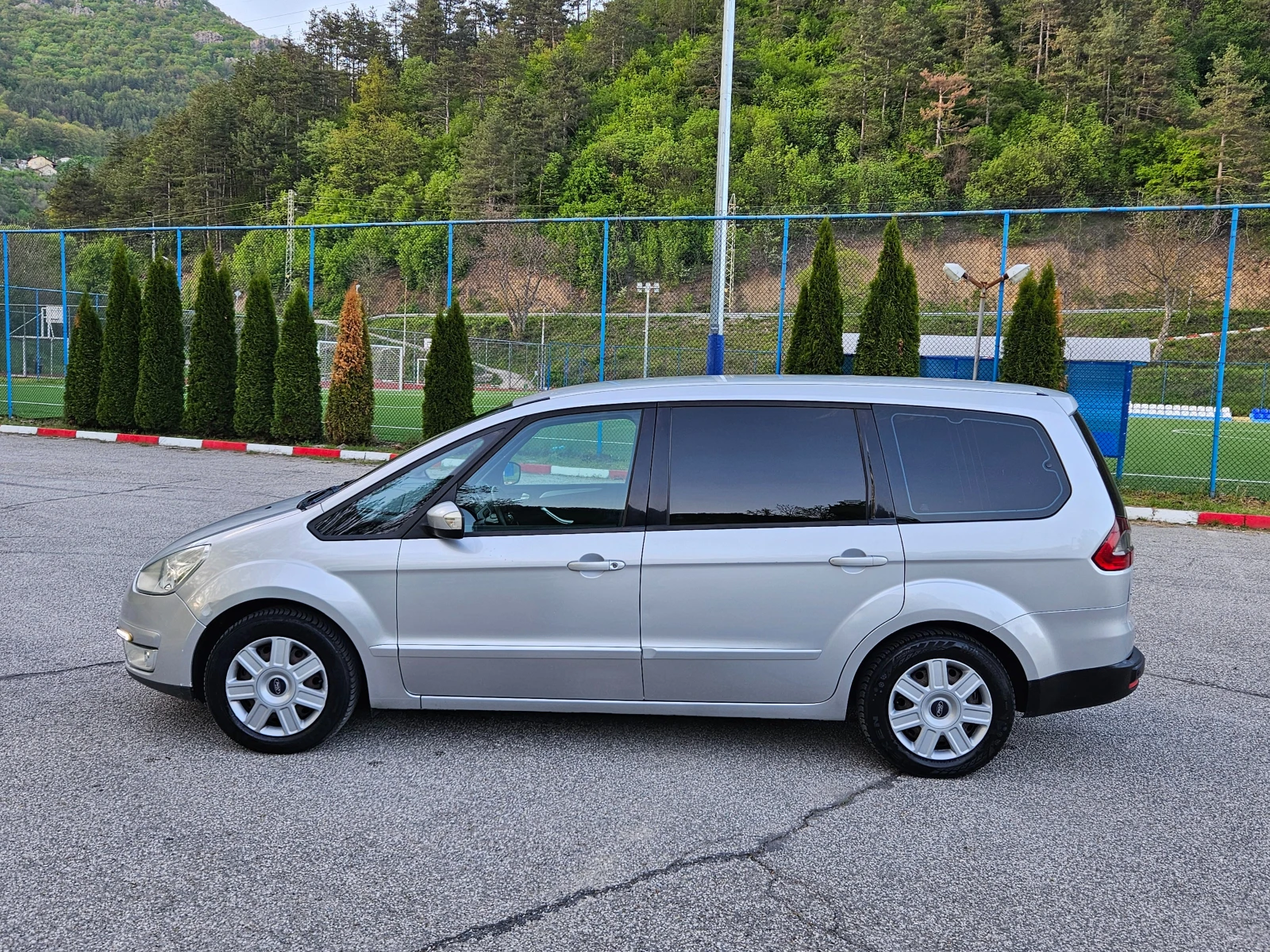 Ford Galaxy 2.0Hdi 7mesta/Klimatronik/6skorosti - изображение 3