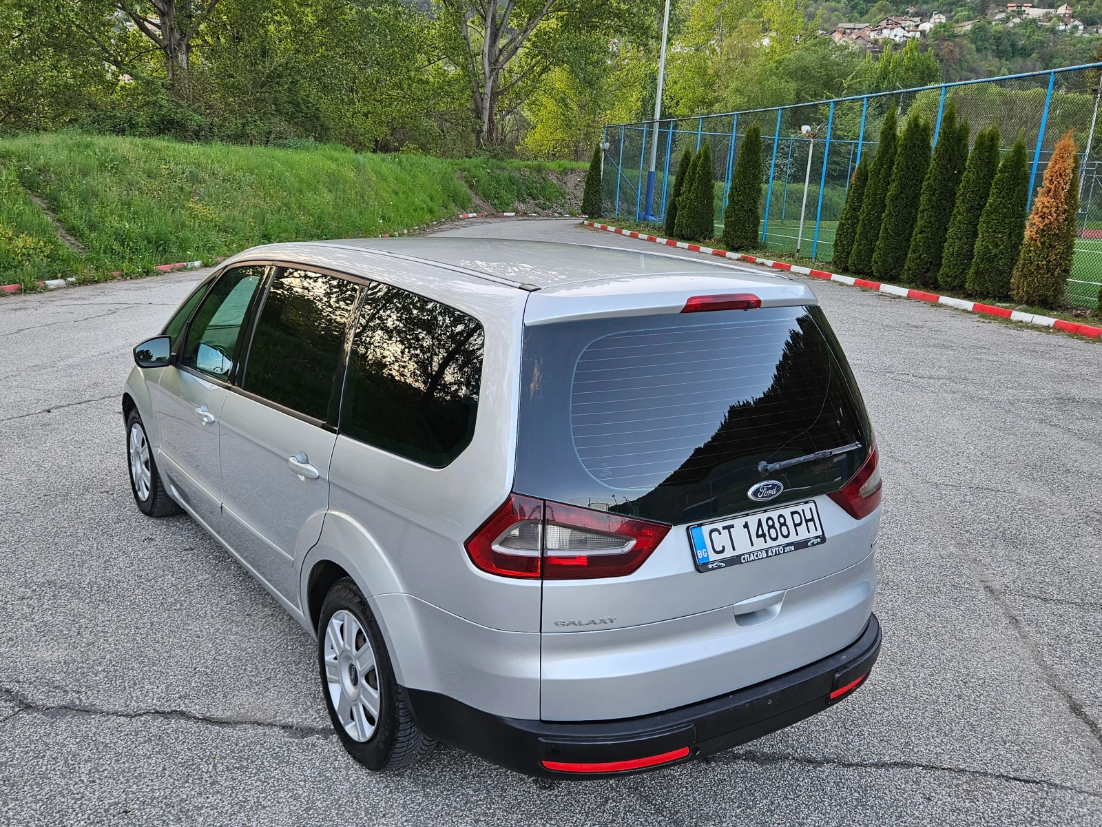 Ford Galaxy 2.0Hdi 7mesta/Klimatronik/6skorosti - изображение 4