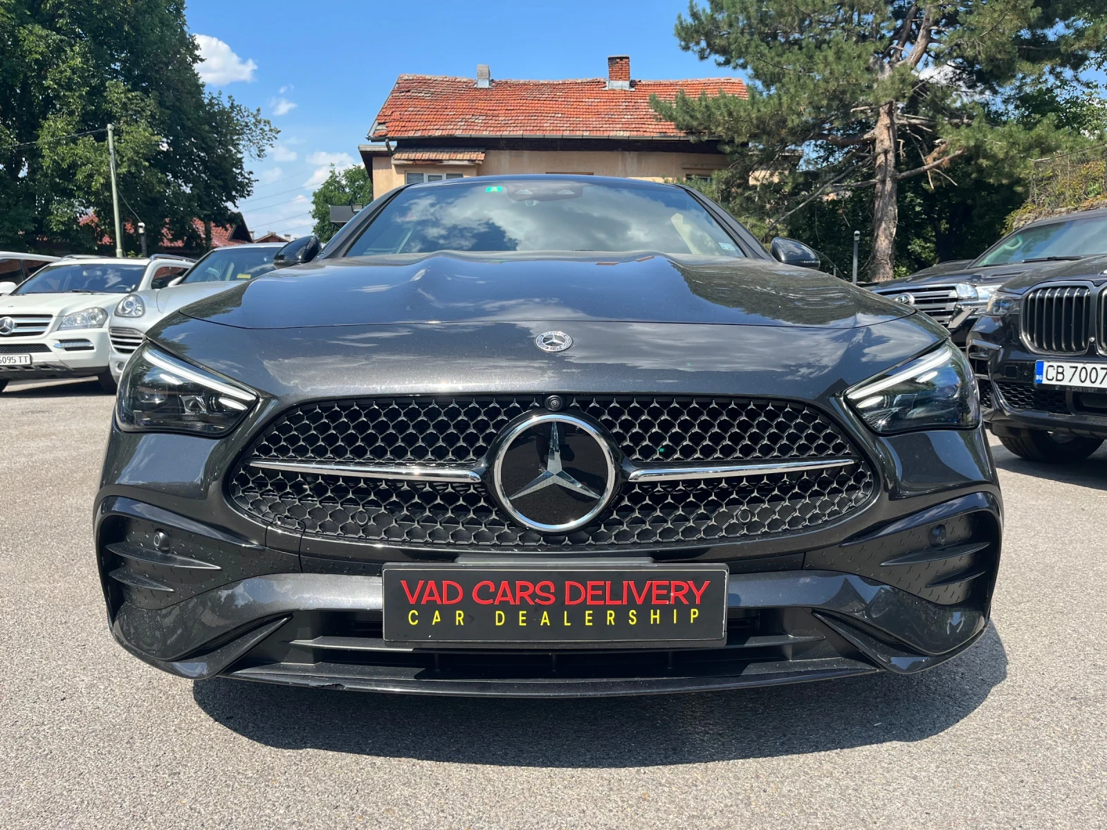 Mercedes-Benz CLE 300/4Matic/AMG/Digital Light/Burmester/Pano - изображение 3