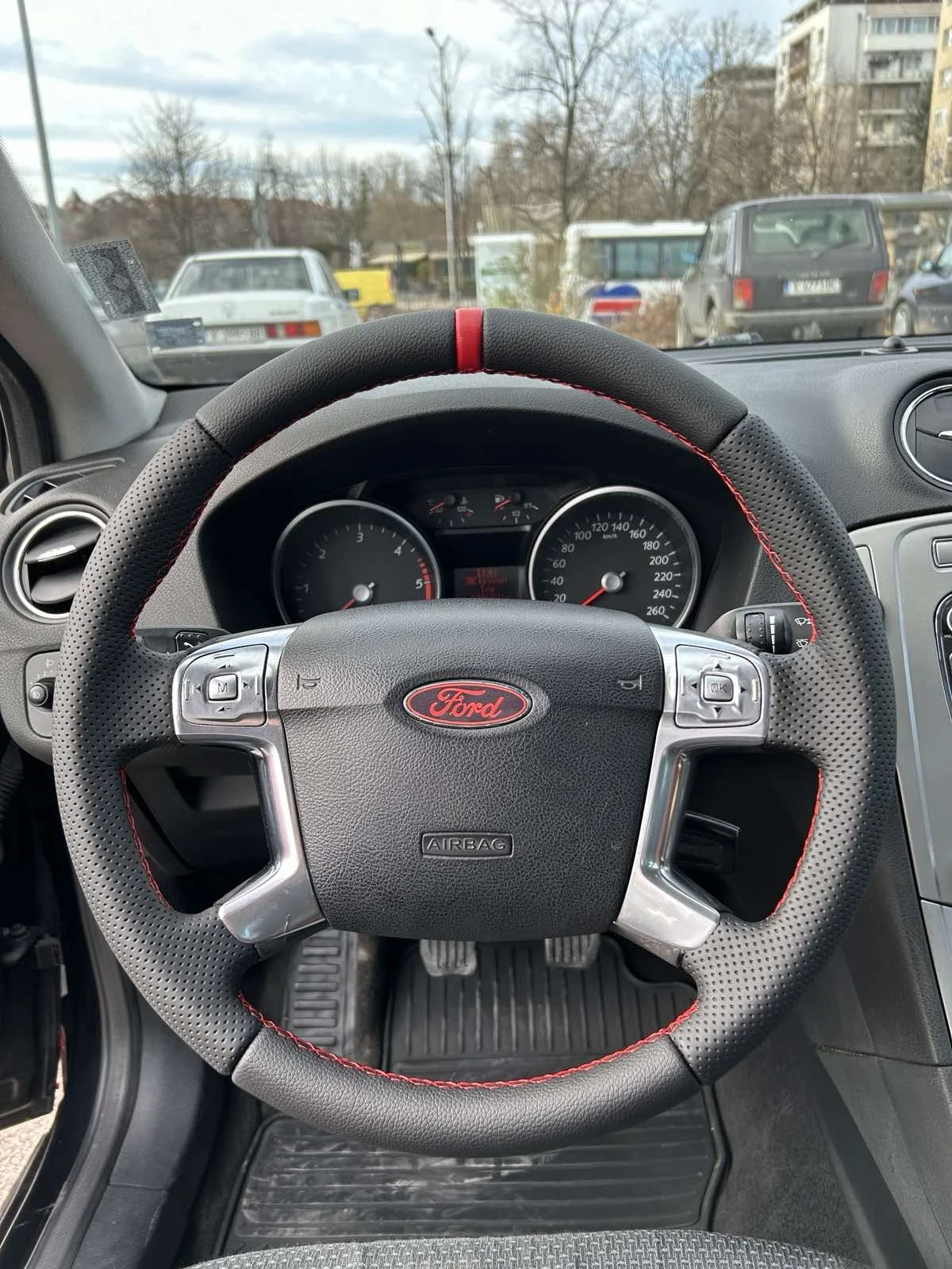 Ford Mondeo  - изображение 7