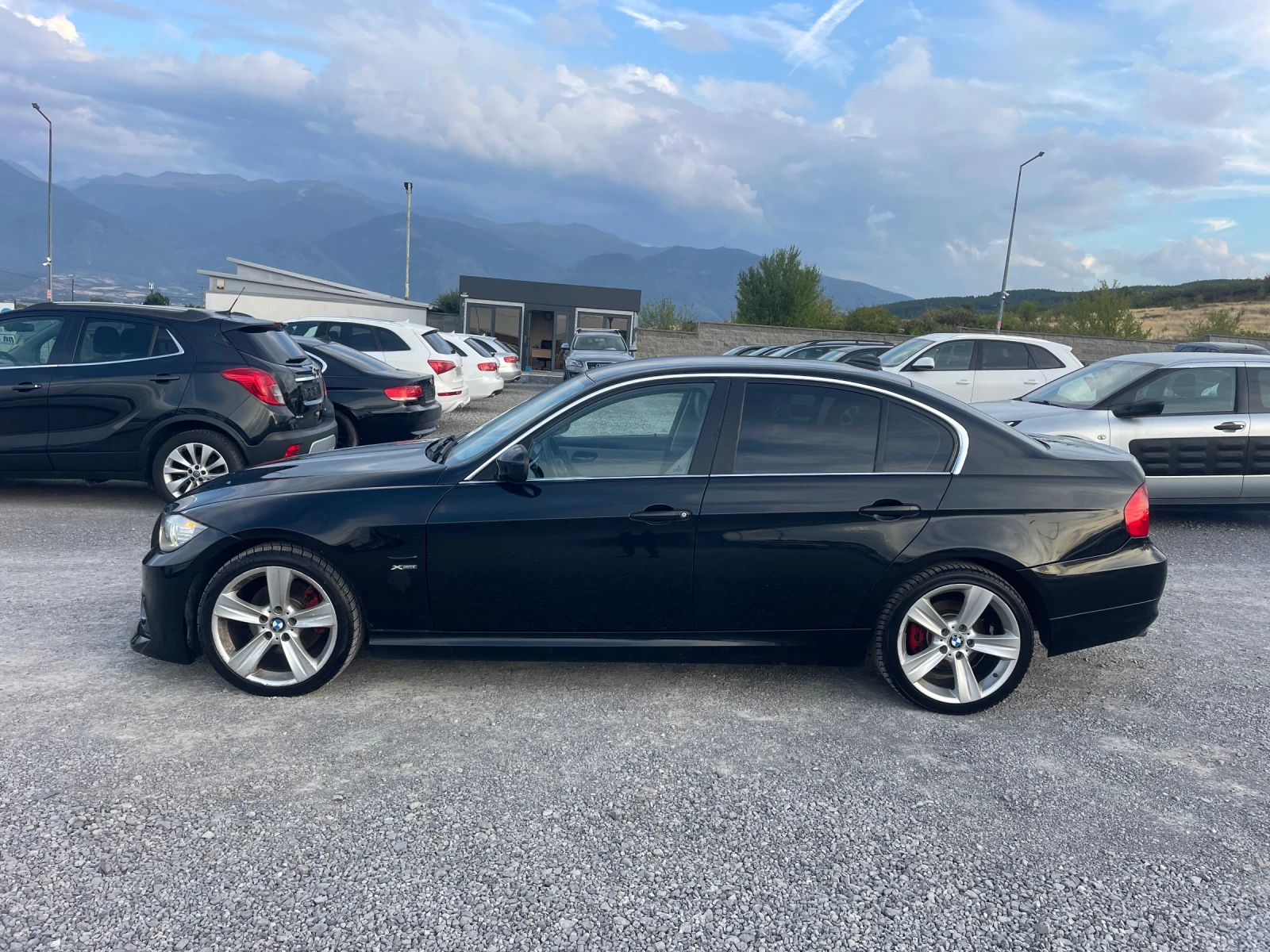 BMW 320 XD FACE NAVI BI-XENON КОЖА - изображение 4