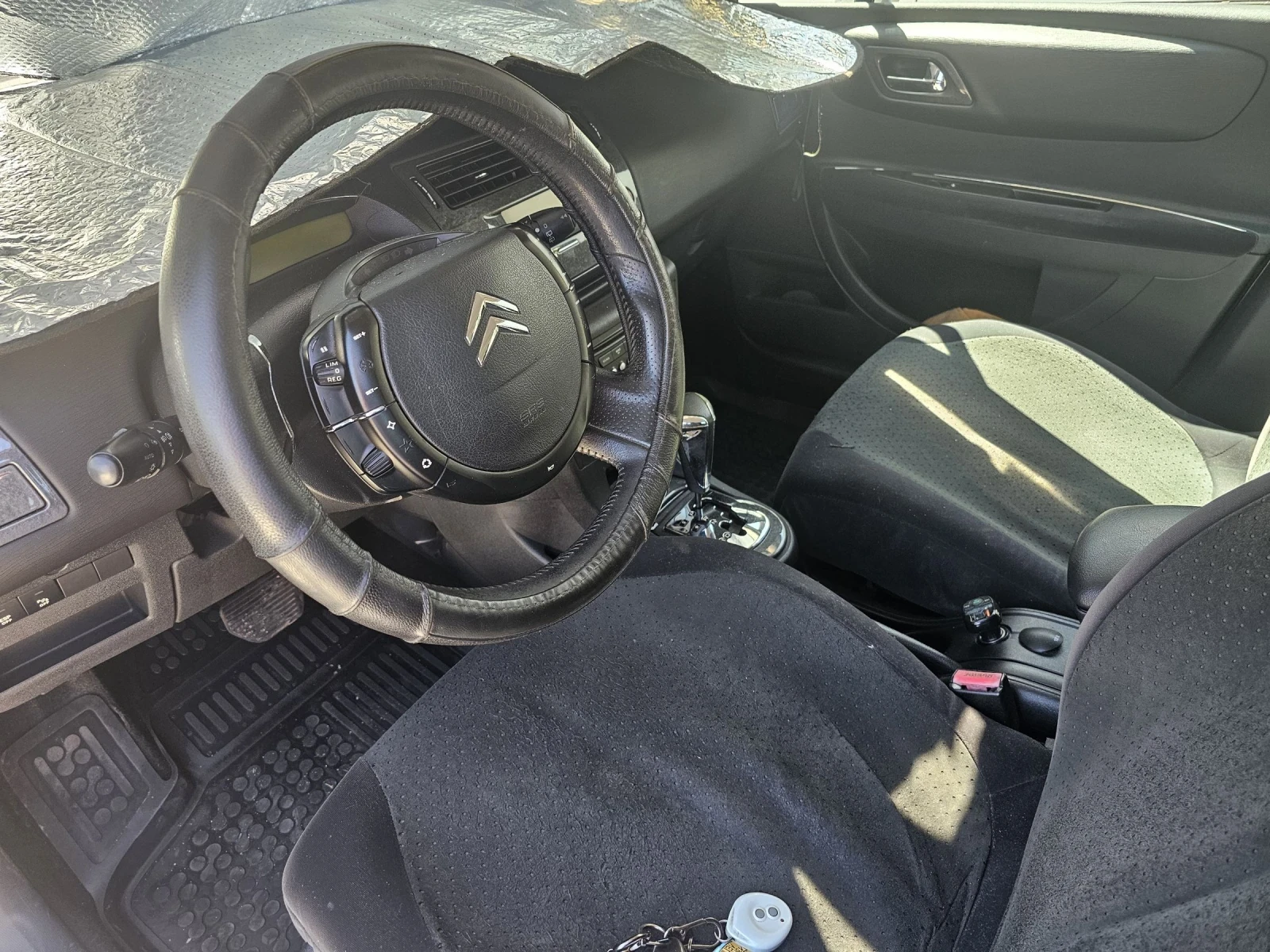 Citroen C4 Exclusive 2.0 HDI - изображение 8