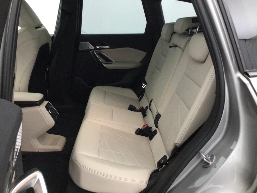 BMW iX1 xDrive30/313HP/M-SPORT/HUD/CAM/NAVI/LED/CPLAY | Mobile.bg � ����������� 5