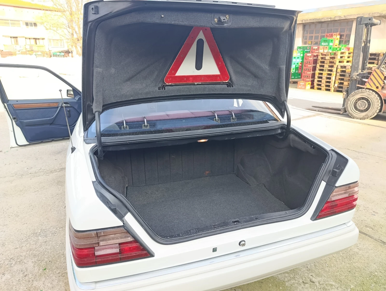 Mercedes-Benz E 200 Дизел, климатик!!!, снимка 17 - Автомобили и джипове - 53713122