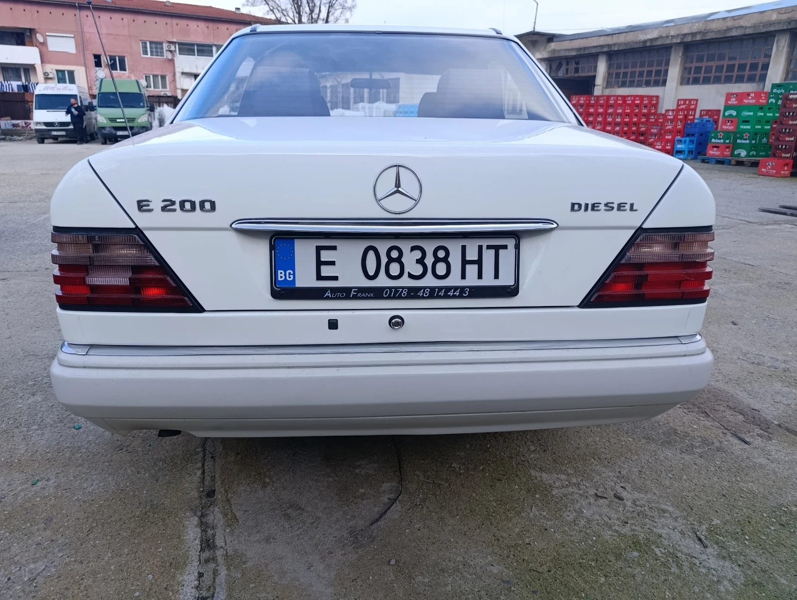 Mercedes-Benz E 200 Дизел, климатик!!!, снимка 5 - Автомобили и джипове - 53713122