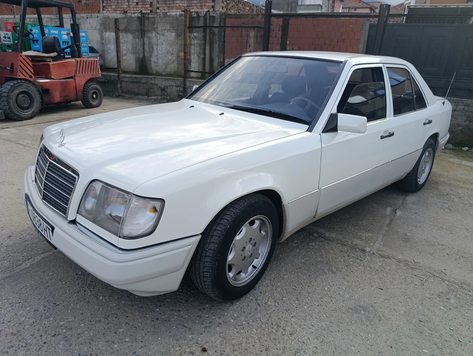 Mercedes-Benz E 200 Дизел, климатик!!!, снимка 2 - Автомобили и джипове - 53713122