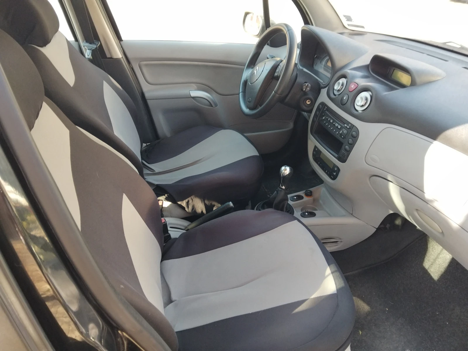 Citroen C3, снимка 3 - Автомобили и джипове - 53827225