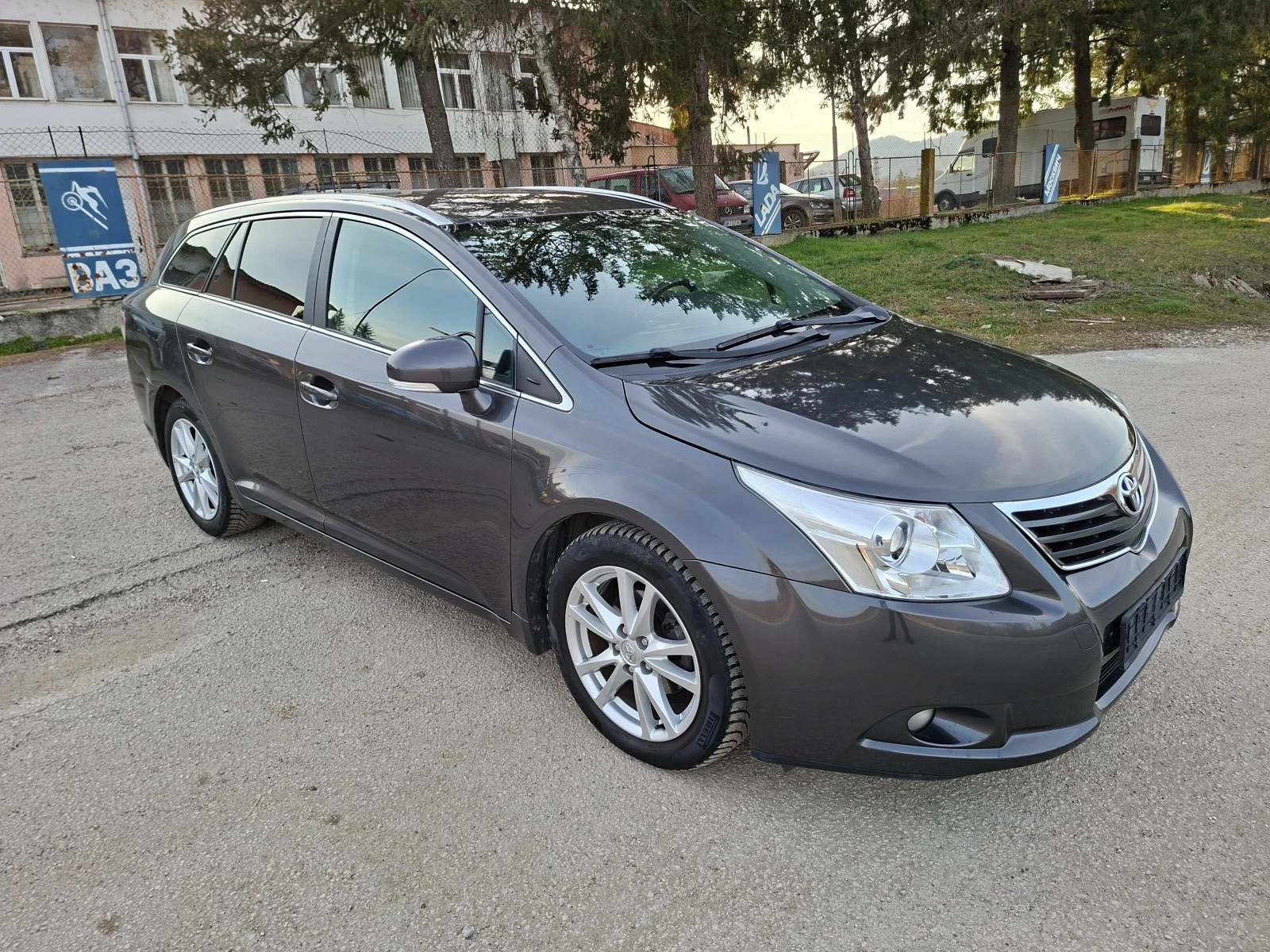 Toyota Avensis 2, 0D4D* NAVI* KAM* Klima, снимка 7 - Автомобили и джипове - 53879369