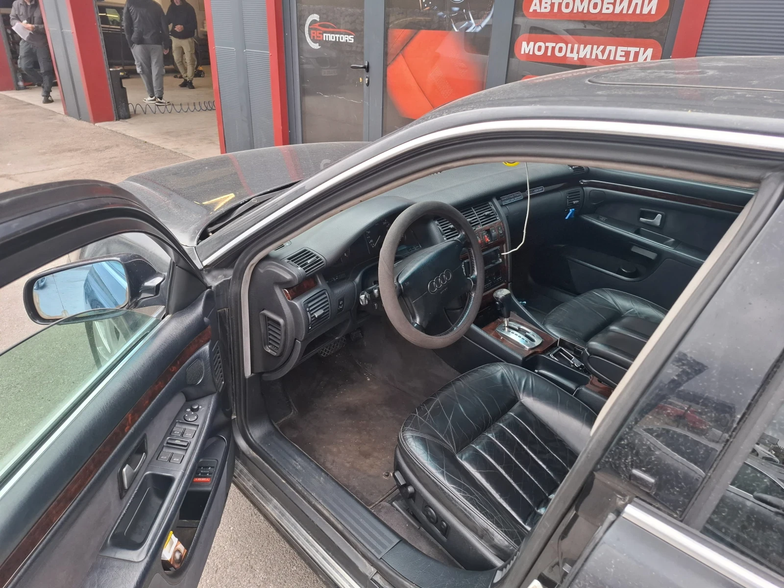 Audi A8 D2 3.7 FWD, снимка 2 - Автомобили и джипове - 53912563