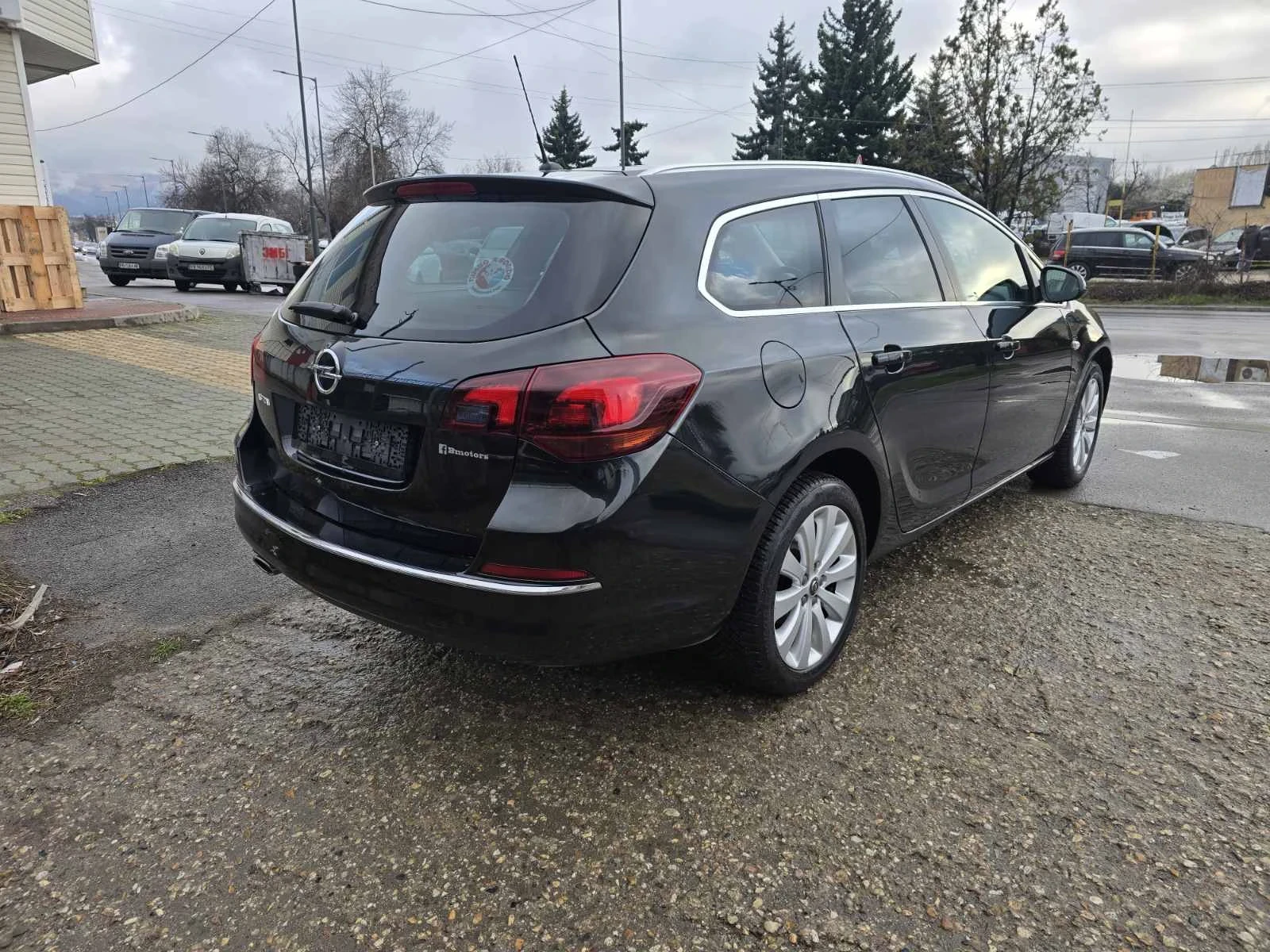 Opel Astra, снимка 6 - Автомобили и джипове - 54031249