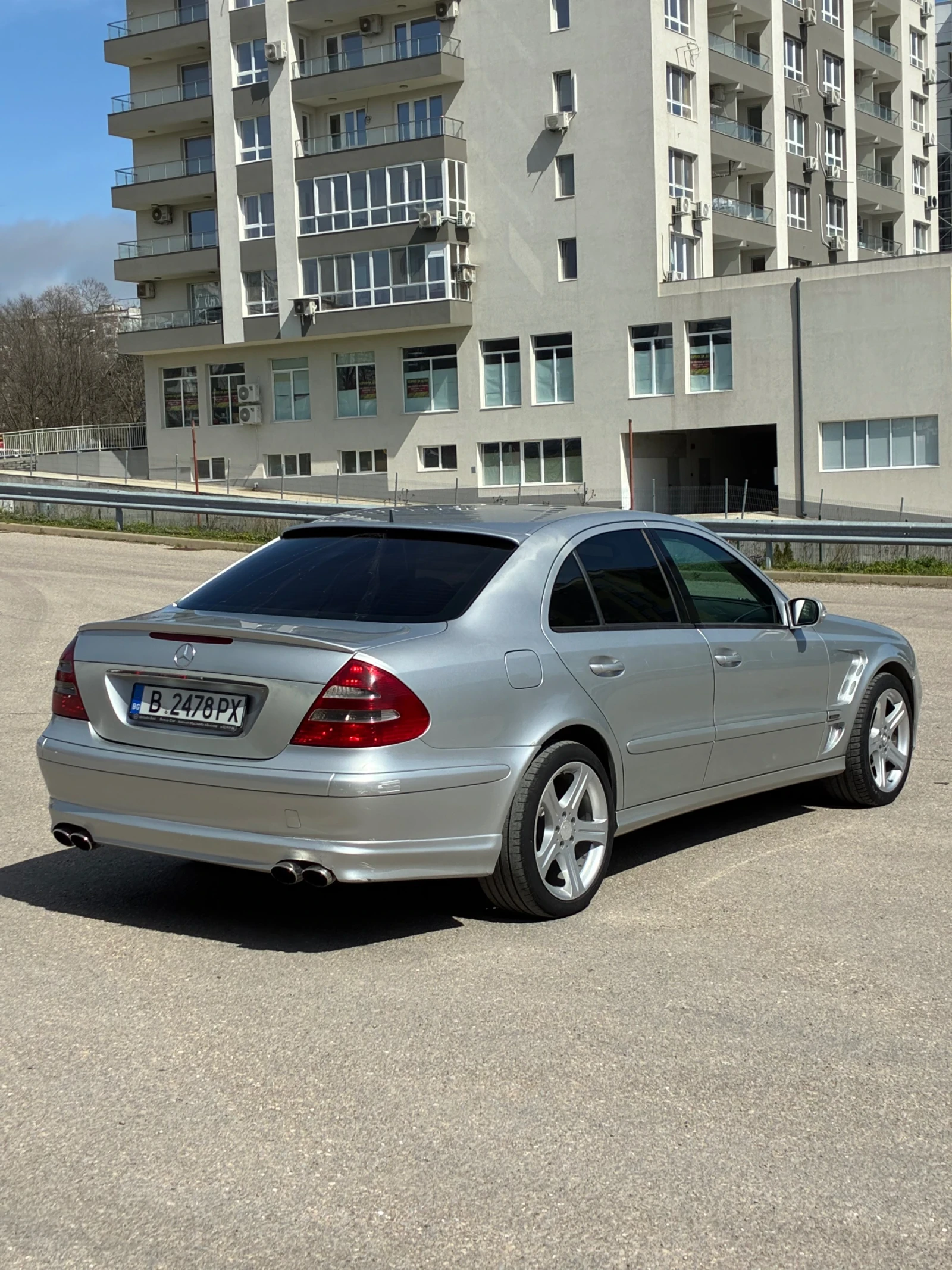 Mercedes-Benz E 270 Elegance , снимка 3 - Автомобили и джипове - 54081893