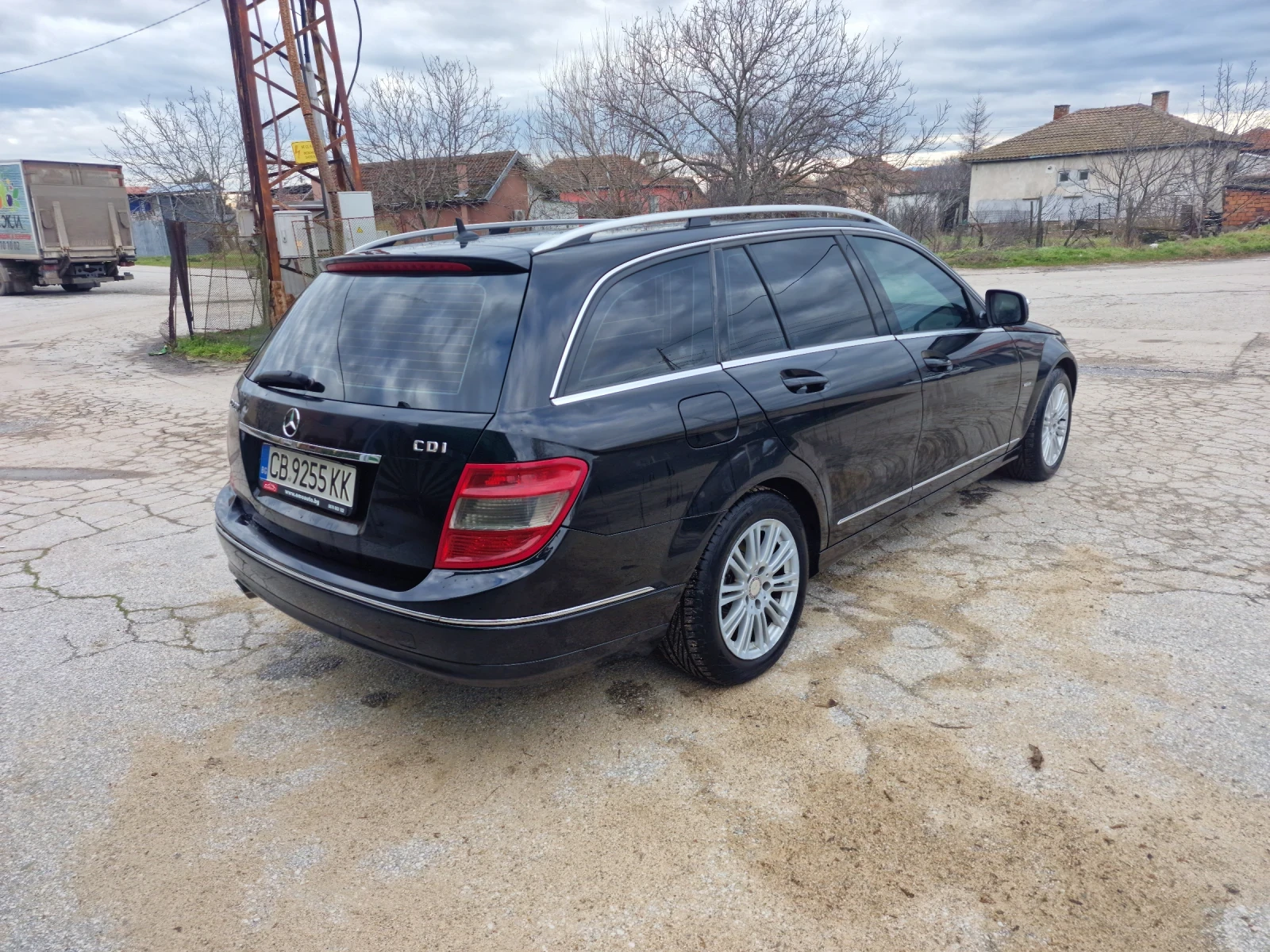 Mercedes-Benz C 220 Avantgarde, снимка 5 - Автомобили и джипове - 54164464