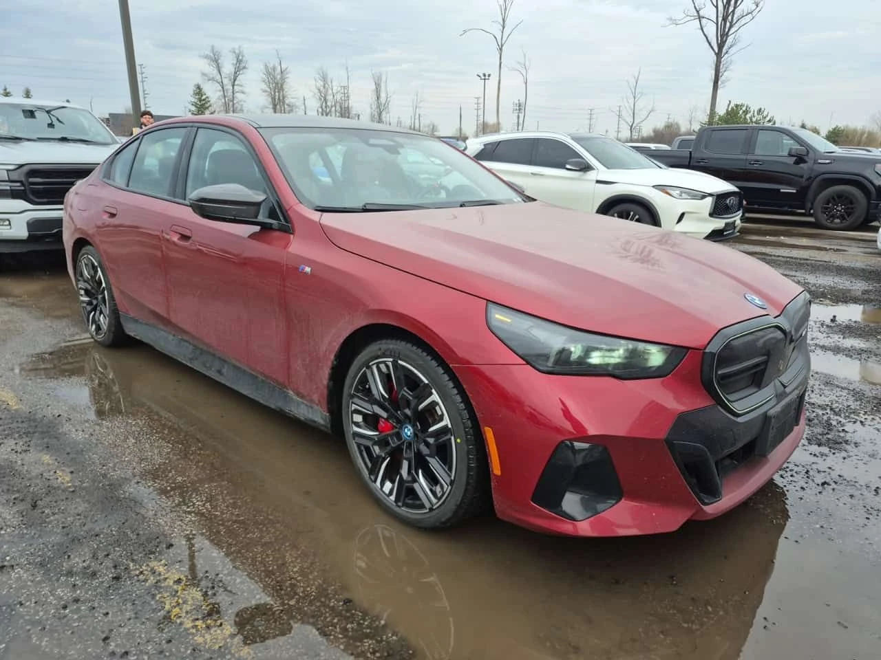 BMW i5 M60 XDRIVE| SWAROWSKI| BOWERS & WILKINS| 2 КЛЮЧА, снимка 2 - Автомобили и джипове - 54225037