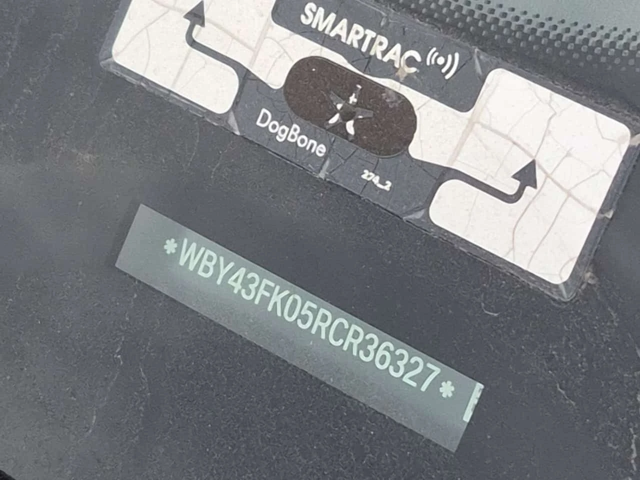 BMW i5 M60 XDRIVE| SWAROWSKI| BOWERS & WILKINS| 2 КЛЮЧА, снимка 15 - Автомобили и джипове - 54225037