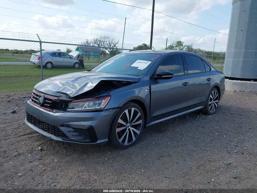 VW Passat 3.6L V-6 DI, DOHC, VVT, 280HP Front Wheel Drive | Mobile.bg � ����������� 2