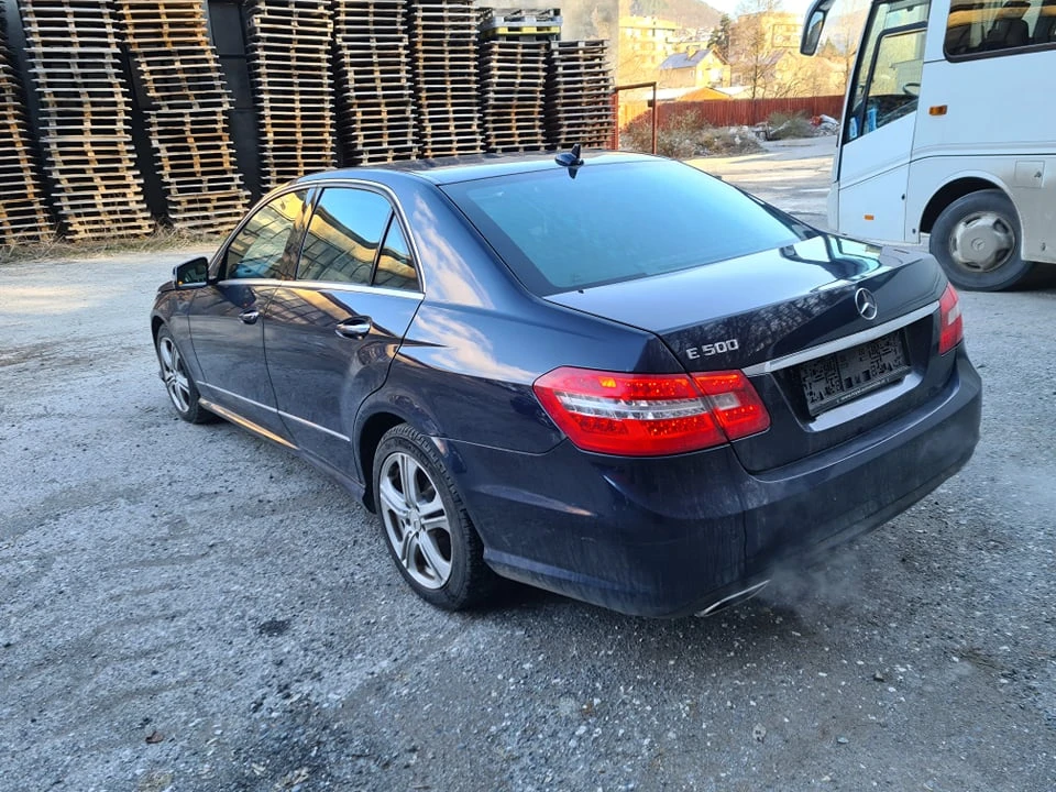 Mercedes-Benz E 350 5бр. 350CDI/350 Бензин. 500 бензин/ 220/250CDI, снимка 17 - Автомобили и джипове - 54452074