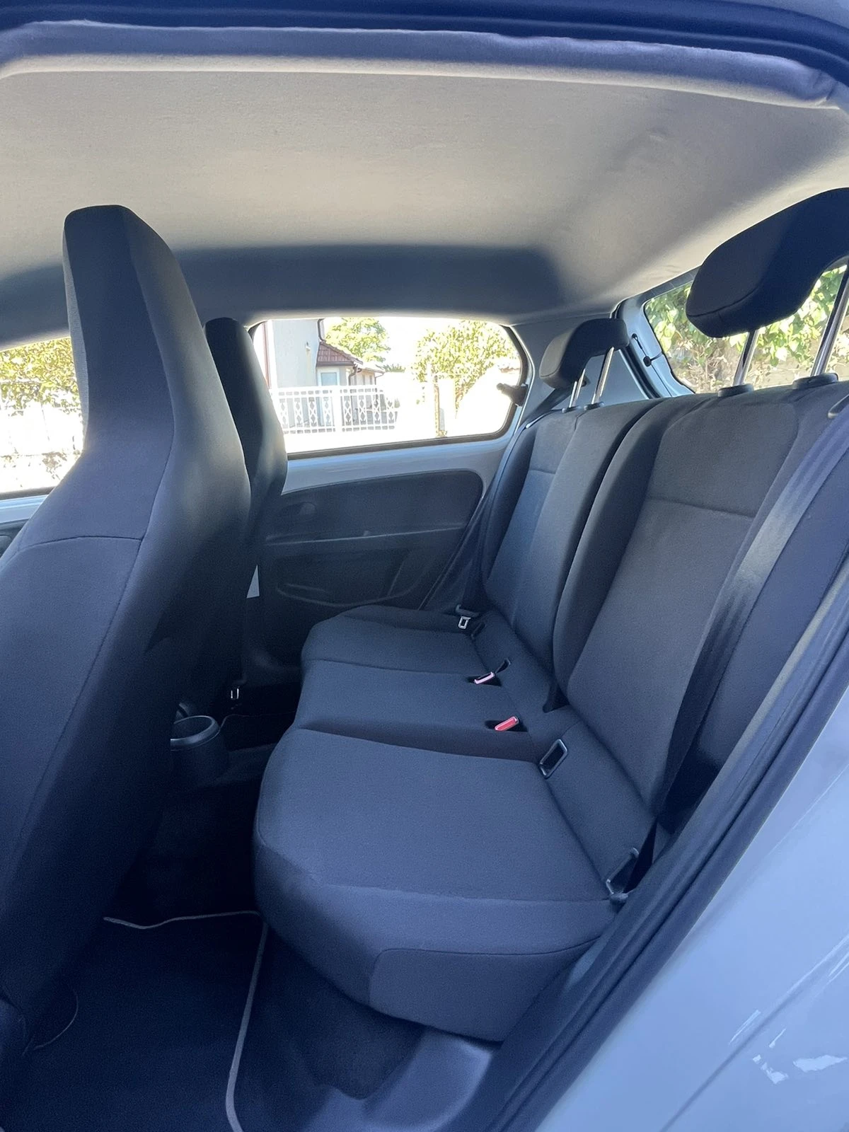 VW Up E-UP, снимка 6 - Автомобили и джипове - 54486802