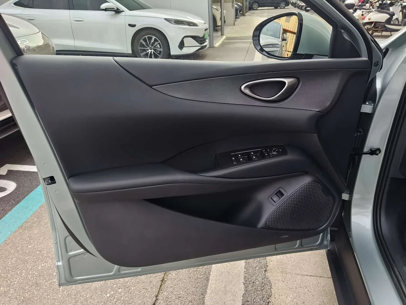 BYD Seal 06 Flagship Model 545 km autogeorge.com, снимка 12 - Автомобили и джипове - 54594012
