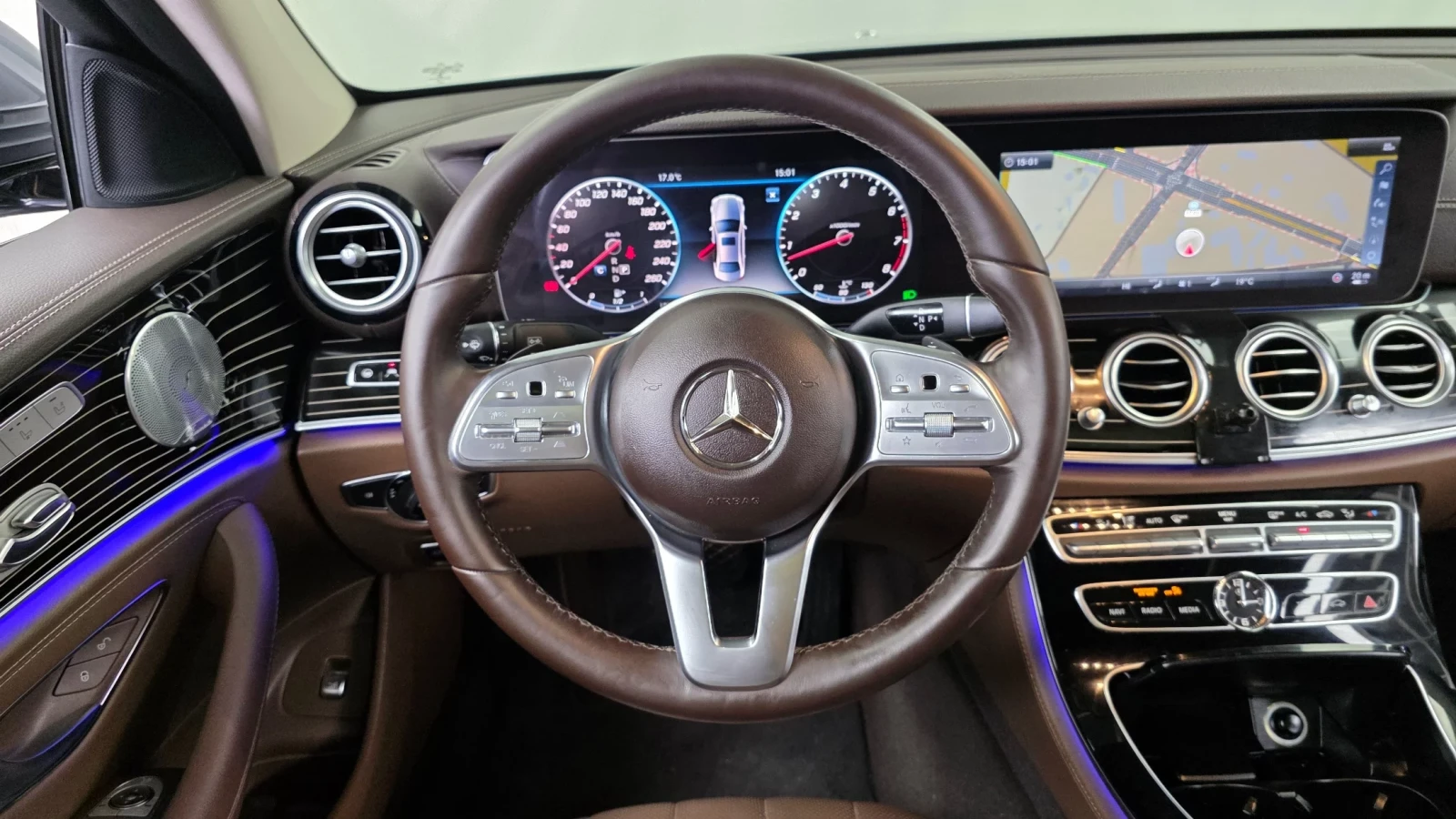 Mercedes-Benz E 400 3.0 V6 / CARFAX, снимка 7 - Автомобили и джипове - 54764329