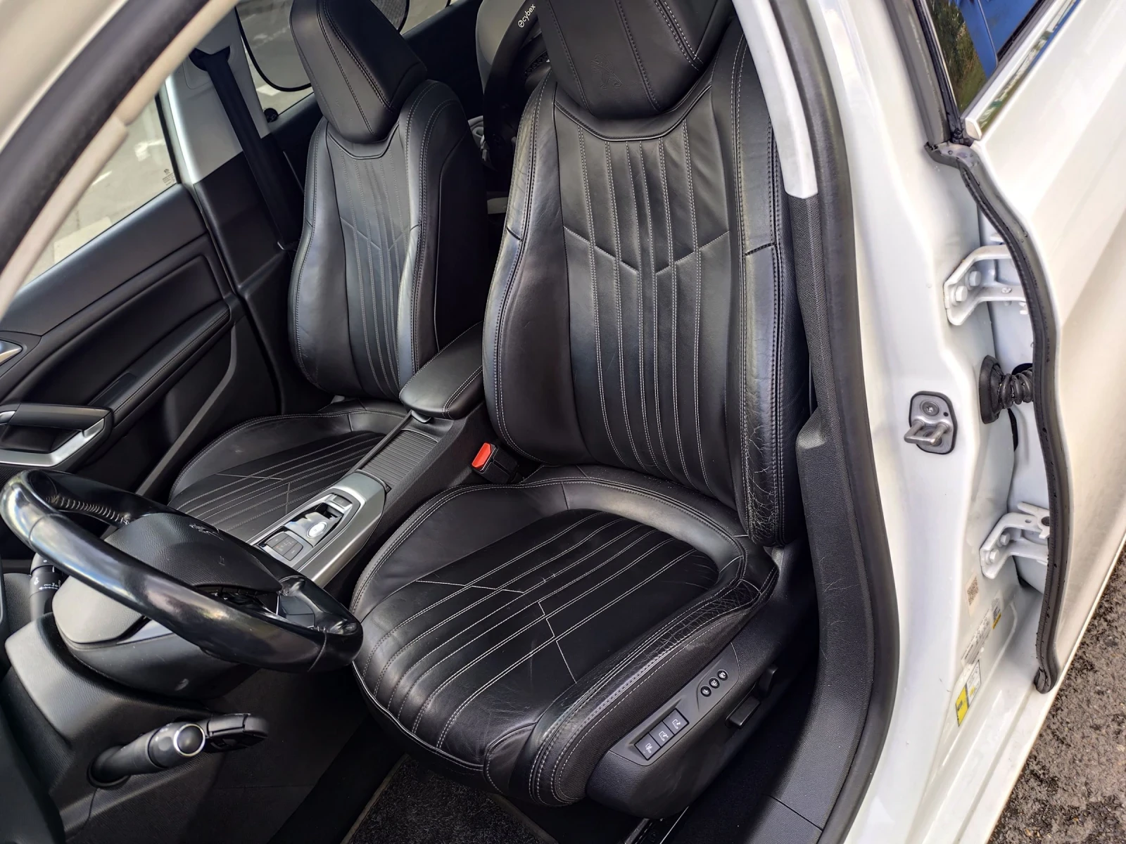 Peugeot 308 2.0 , снимка 7 - Автомобили и джипове - 55252433