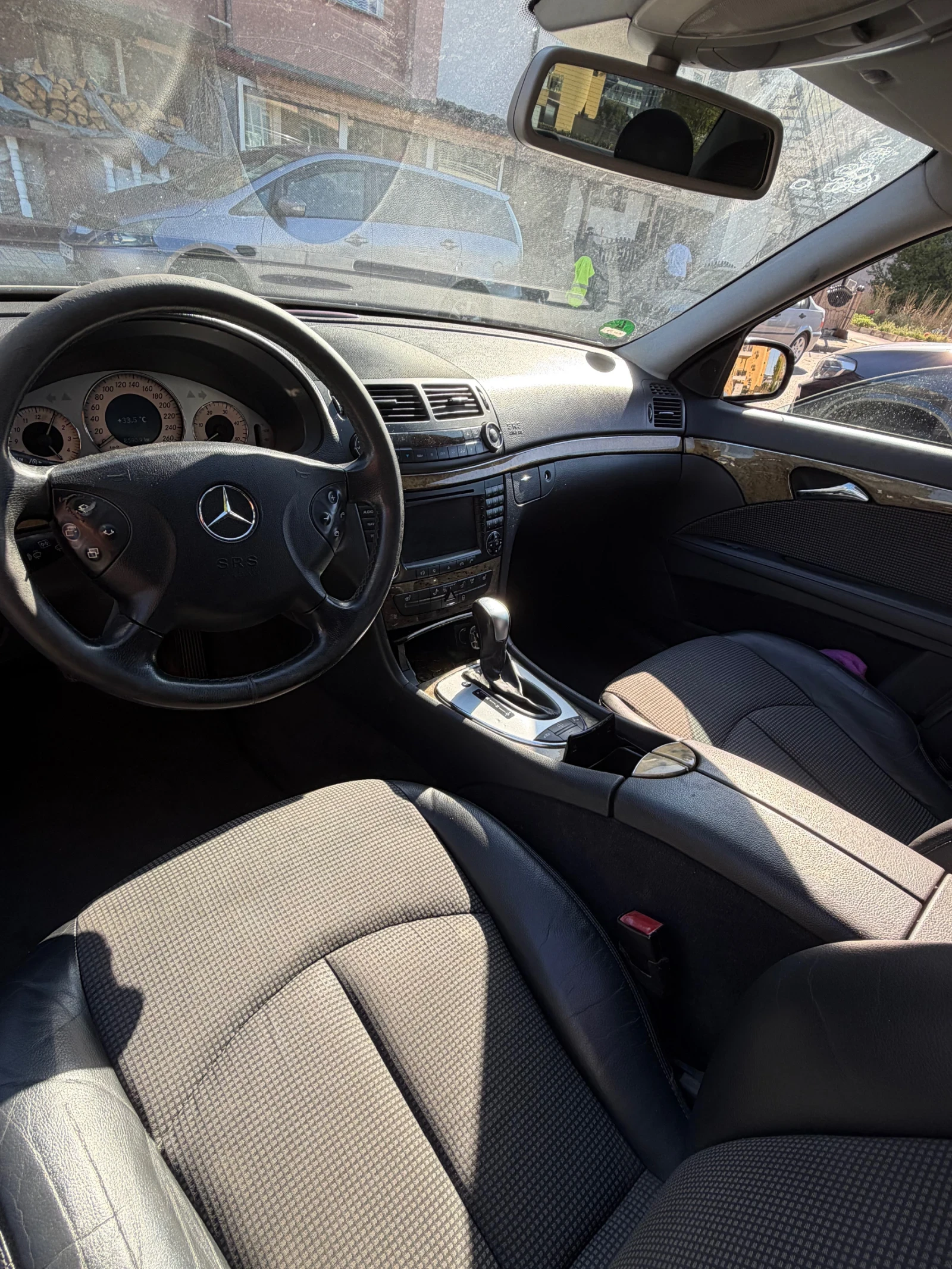 Mercedes-Benz E 280, снимка 6 - Автомобили и джипове - 55628706