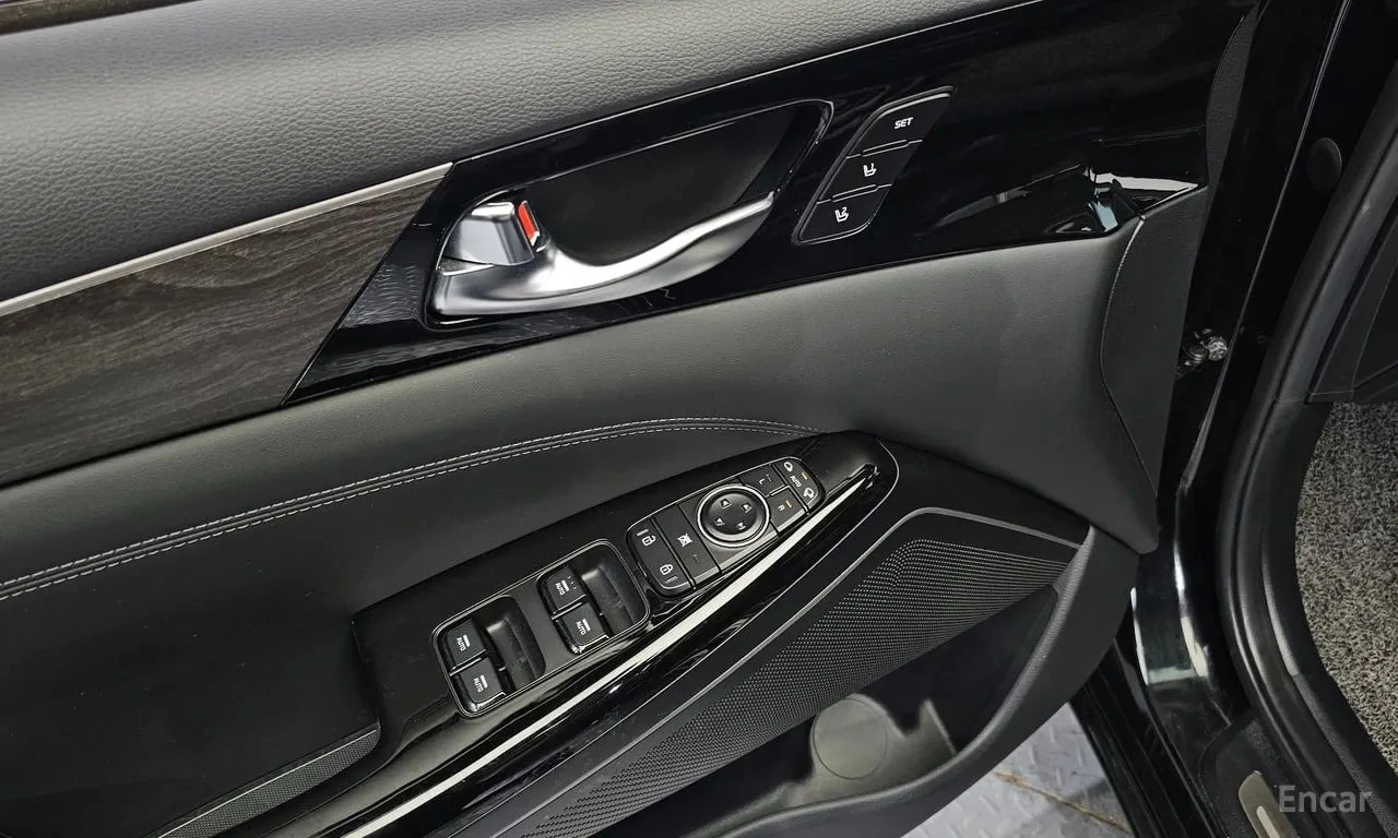 Kia K7 * 3.0 LPI Prestige * КРАЙНА ЦЕНА ДО БЪЛГАРИЯ, снимка 13 - Автомобили и джипове - 55800992