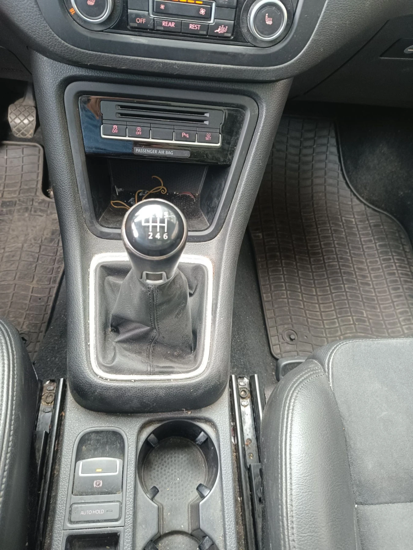 VW Sharan 2.0 TDI, 4x4, Евро 5, снимка 13 - Автомобили и джипове - 55890228