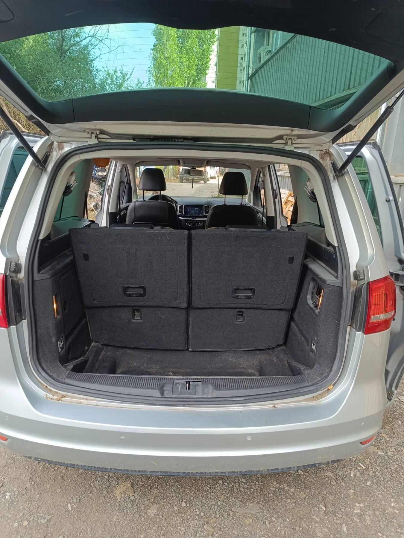 VW Sharan 2.0 TDI, 4x4, Евро 5, снимка 6 - Автомобили и джипове - 55890228