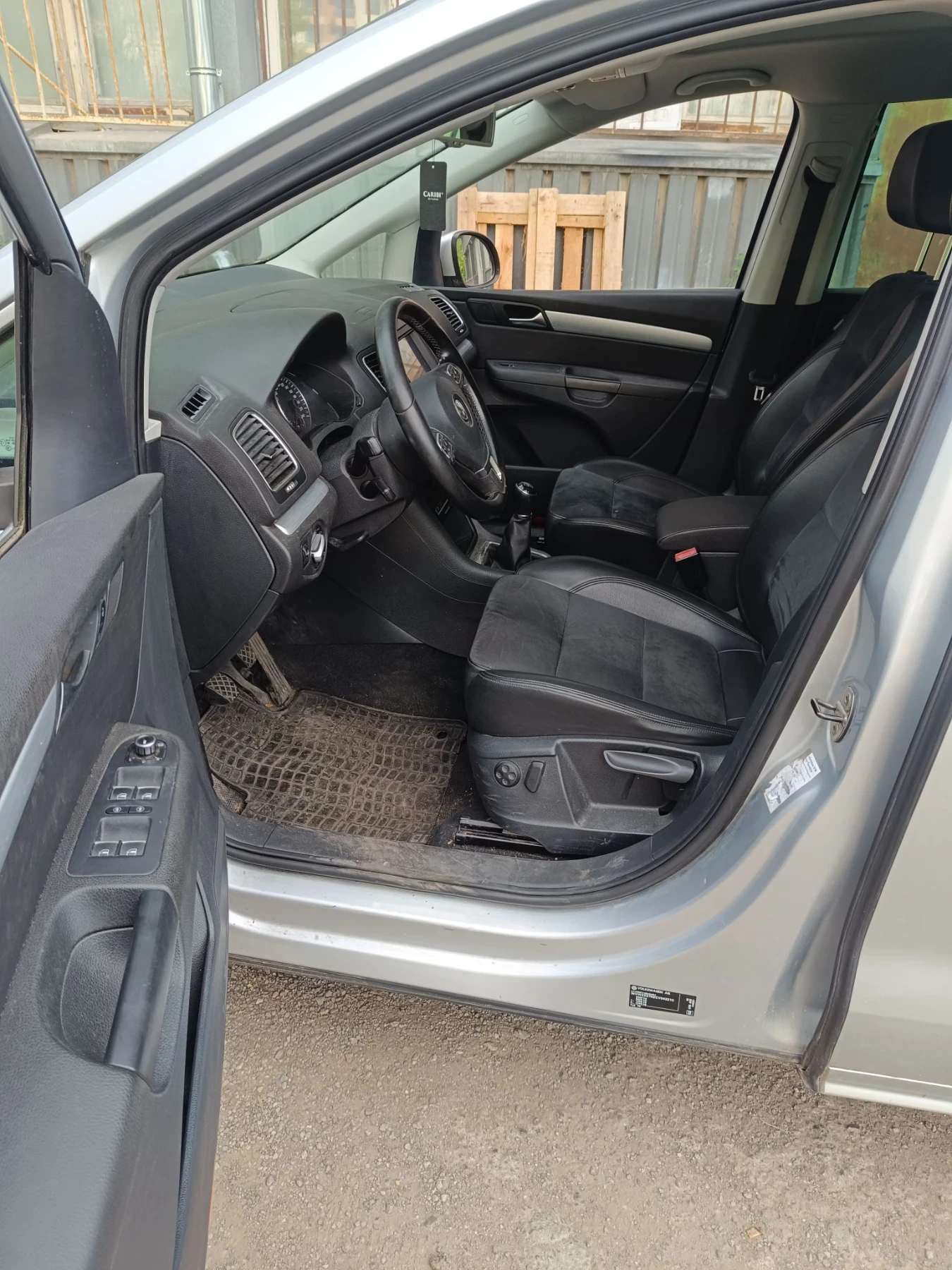 VW Sharan 2.0 TDI, 4x4, Евро 5, снимка 12 - Автомобили и джипове - 55890228