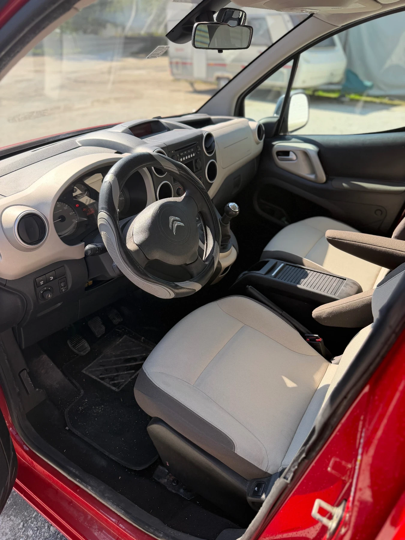 Citroen Berlingo 1.6HDI-92к.с-EURO 5-FACELIFT-ЛЕД, снимка 10 - Автомобили и джипове - 56150074